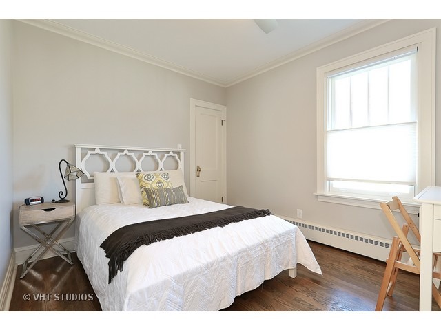 593 Spring Road Elmhurst, IL 60126 - Photo 6 of 20
