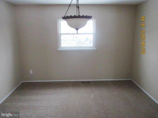 1938 Greengage Road Baltimore, MD 21244 - Photo 3 of 10 Dining Room
