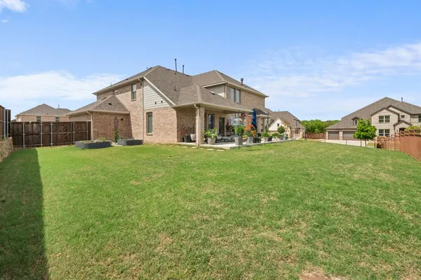 $799,999 | 7018 Hickory Falls Drive, Argyle, TX 76226