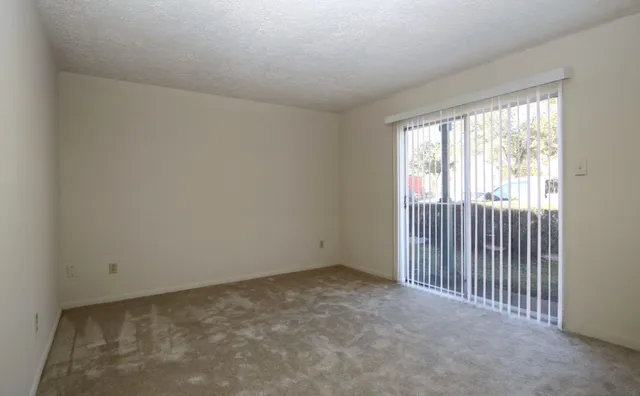 $1,300 | 13611 Ravensway Drive, Unit B, Cypress, TX 77429