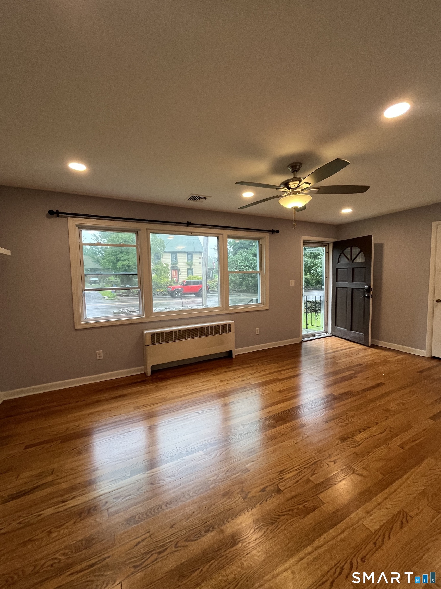 26 Stillson Road Fairfield, CT 06825 - Photo 8 of 25 Gallery Image 8