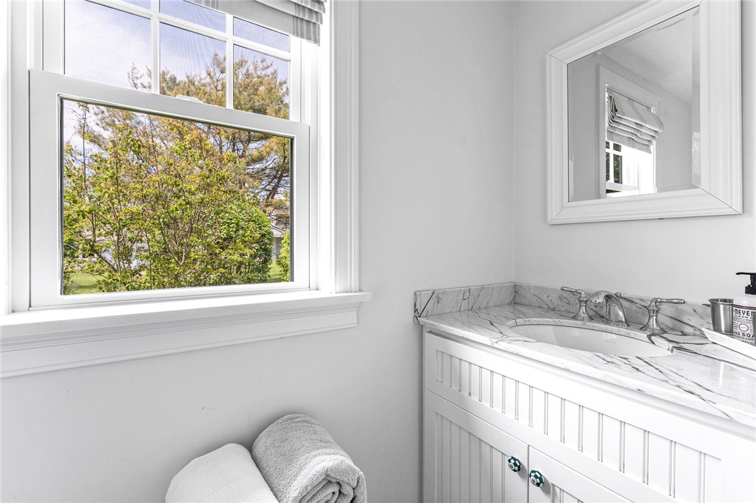 52 Fenway Road Westerly, RI 02891 - Photo 26 of 42