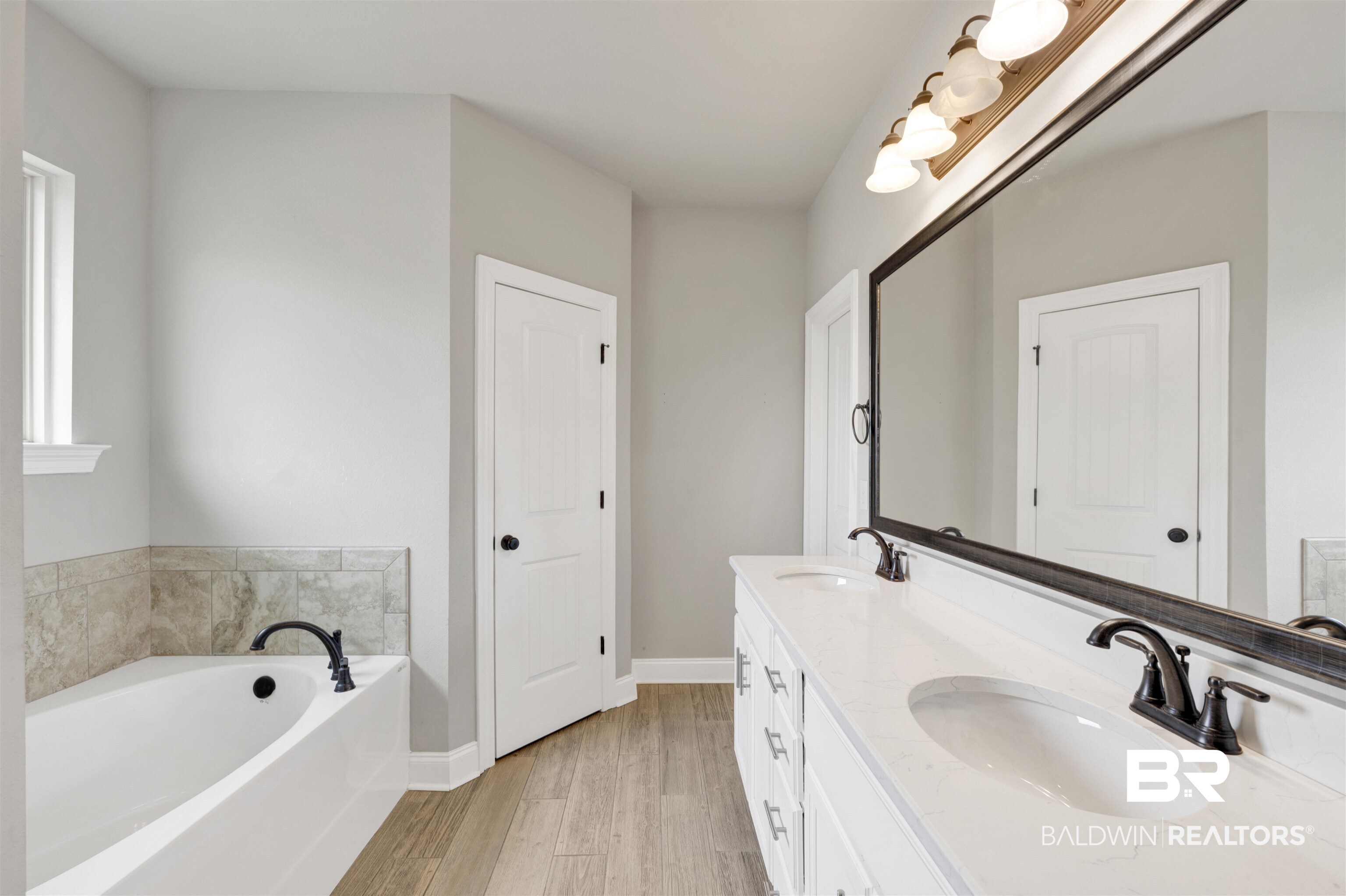 804 Connolly Avenue Foley, AL 36535 - Photo 13 of 24 Gallery Image 13