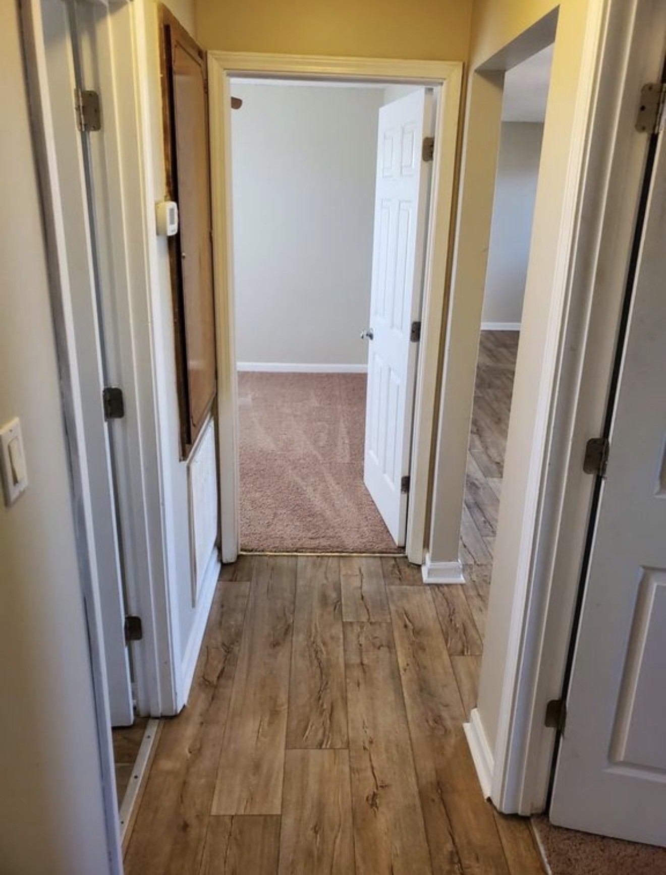 133 Bumpus Mill Road Oak Grove, KY 42262 - Photo 5 of 8 wooden floor in a gallery