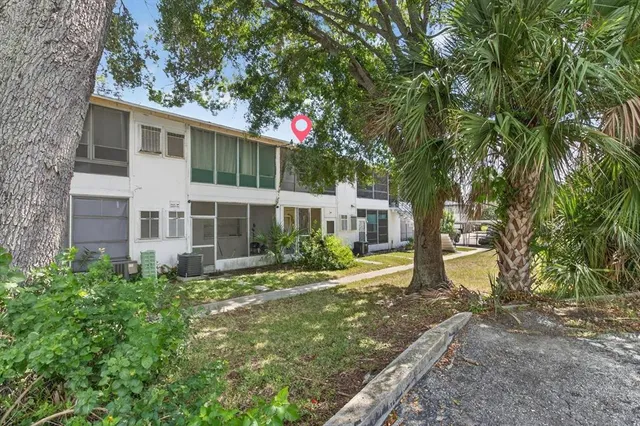 $135,000 | 224 Waverly Way, Unit 9, Clearwater, FL 33756