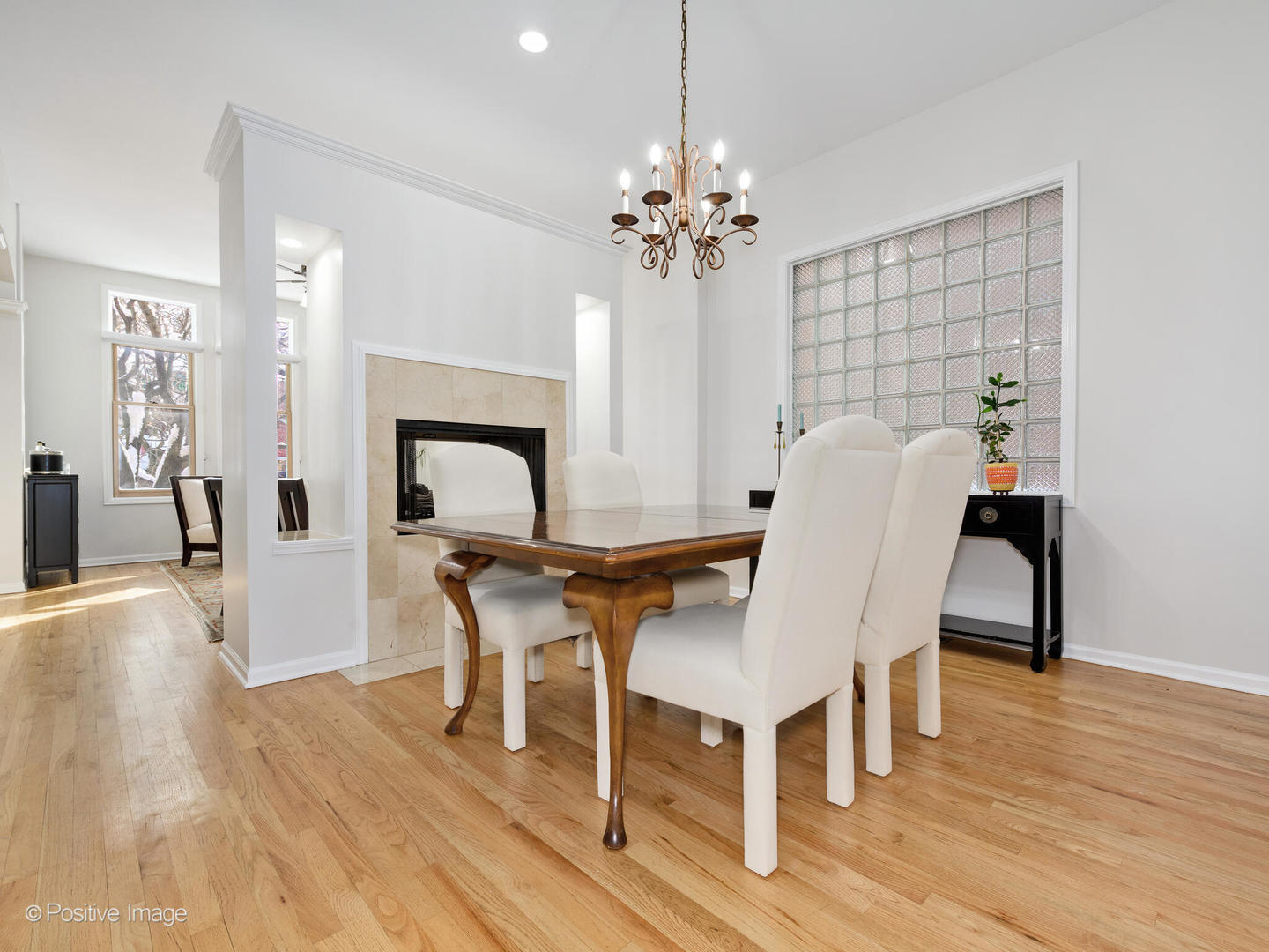 2132 West Huron Street Chicago, IL 60612 - Photo 6 of 30