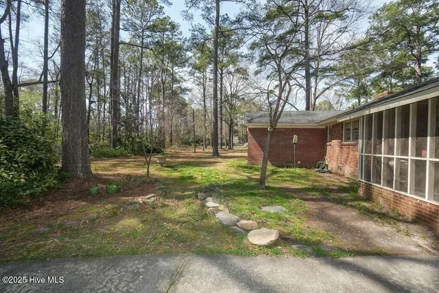 $245,000 | 1201 Charles Drive, Laurinburg, NC 28352