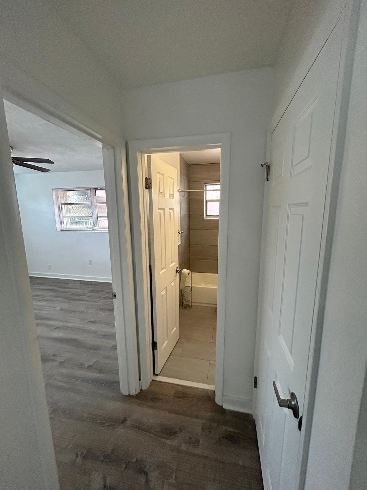 7624 Pembroke Road, Unit D Miramar, FL 33023 - Photo 6 of 9 WhatsApp Image 2024-04-30 at 11.02.33 (5