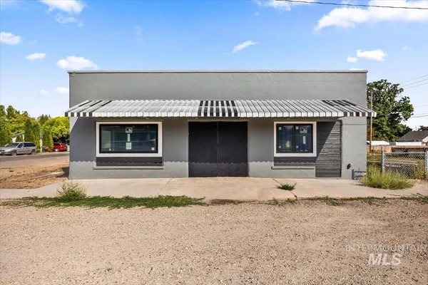 $275,000 | 120 North Main Street, Homedale, ID 83628