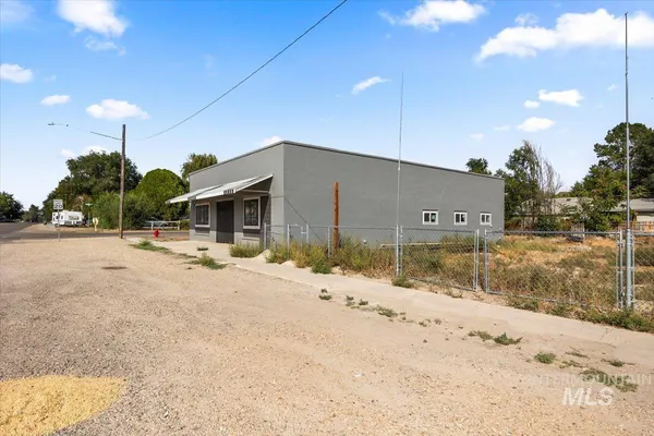 $275,000 | 120 North Main Street, Homedale, ID 83628