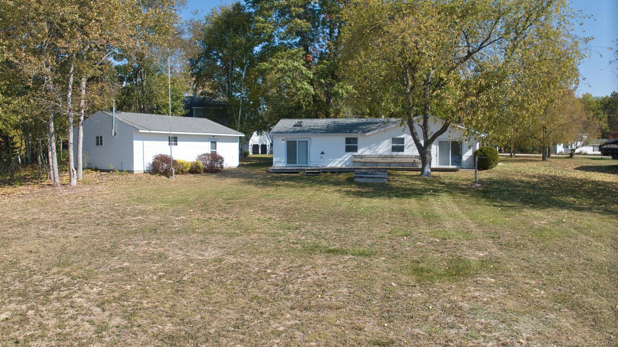 4290 Ridgeway Trail Lake, MI 48632 - Photo 8 of 40 50190666-53678958-1eee-47af-9c09-7d698c75c2c7.JPG