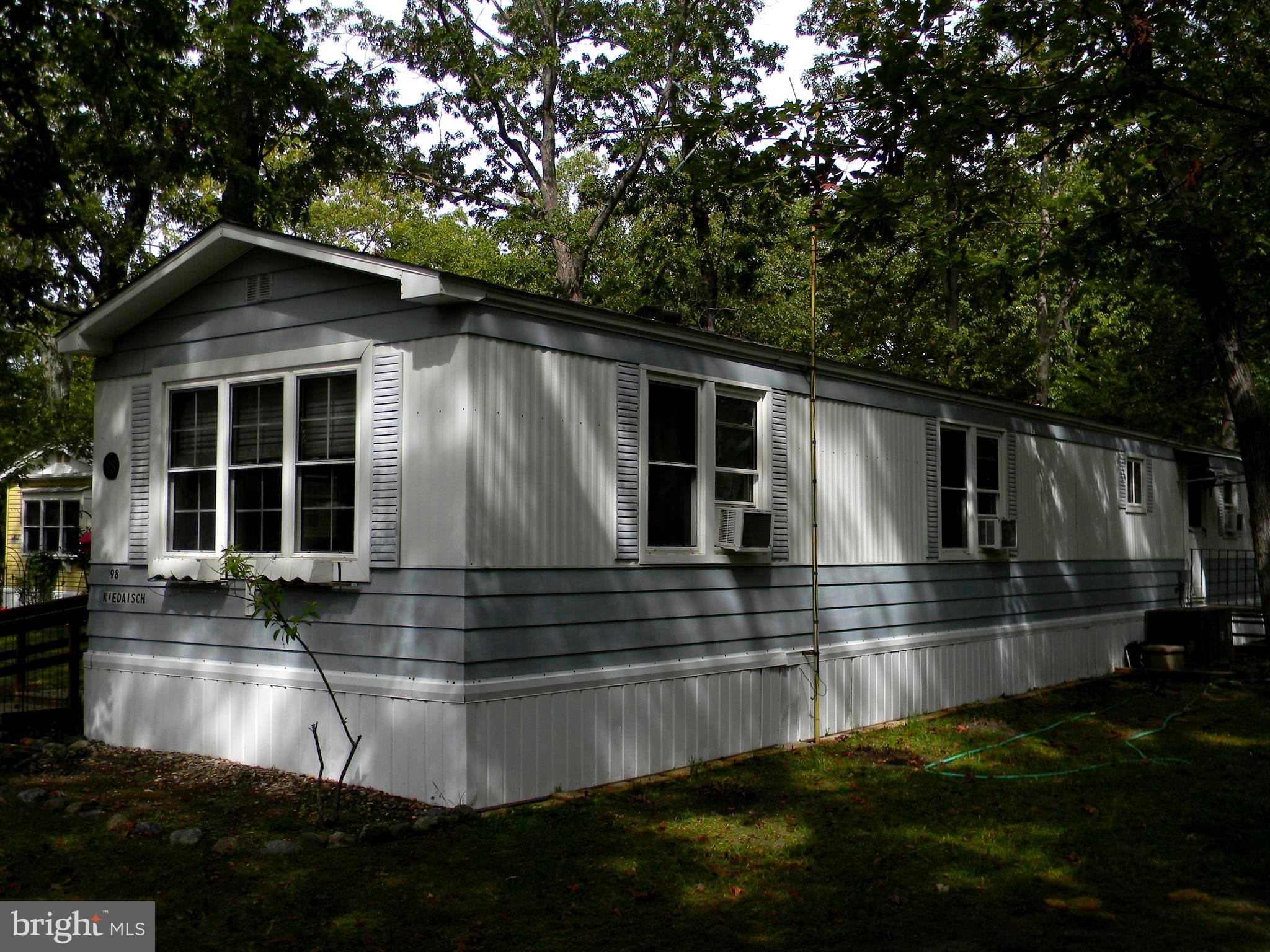 98 Magnolia Lane Tabernacle, NJ 08088 - Photo 41 of 58 Exterior Right Side