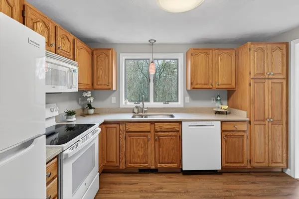 $659,000 | 16 Andrews Farm Road, Boxford, MA 01921