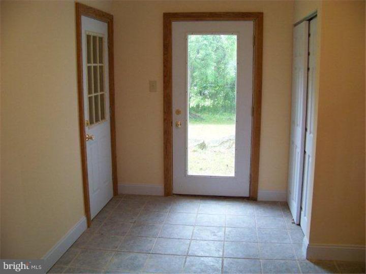 504 Falcon Road Norristown, PA 19403 - Photo 12 of 18 Gallery Image 12