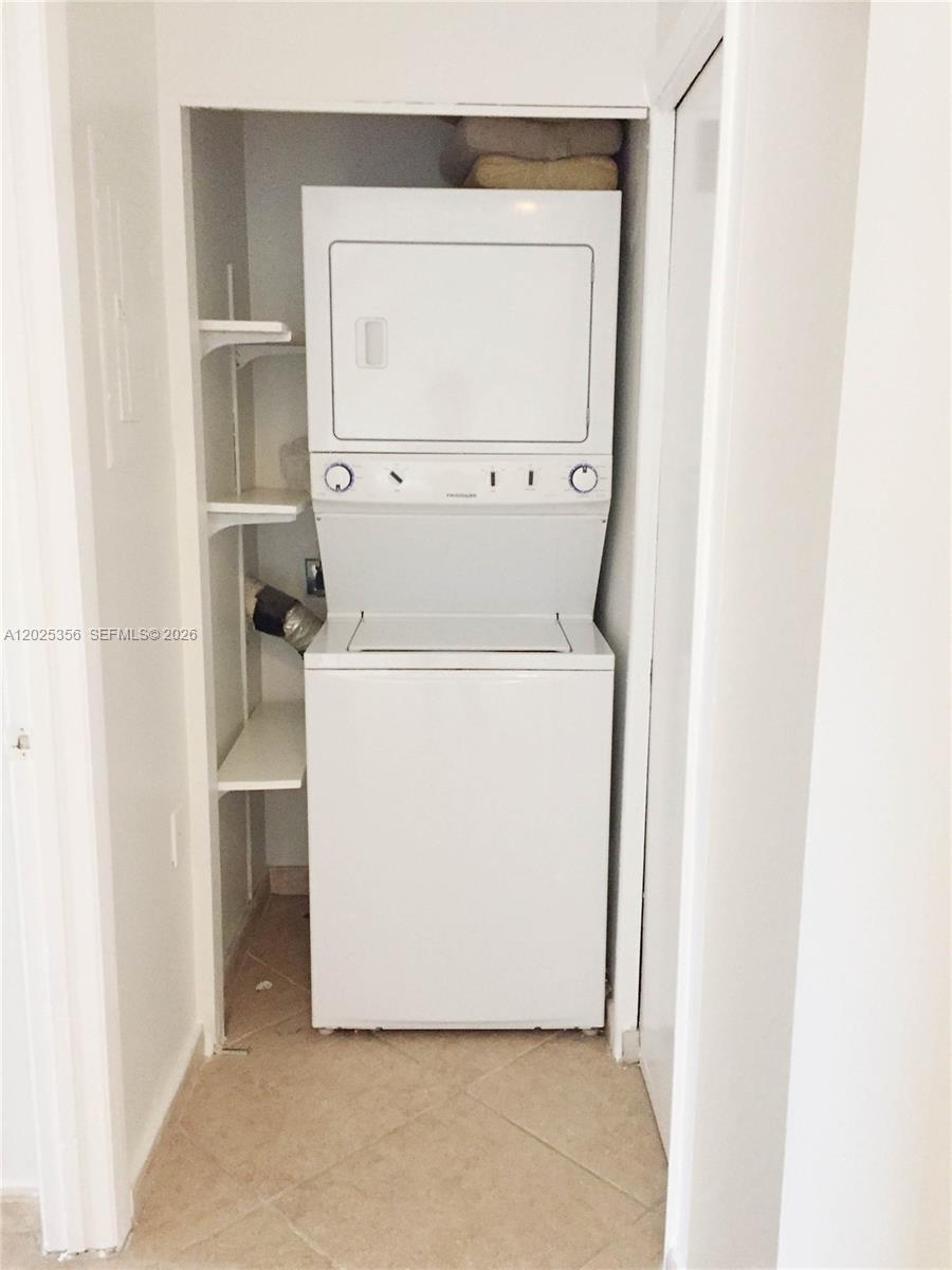 15570 Southwest 76th Street, Unit B939 Miami, FL 33193 - Photo 4 of 23