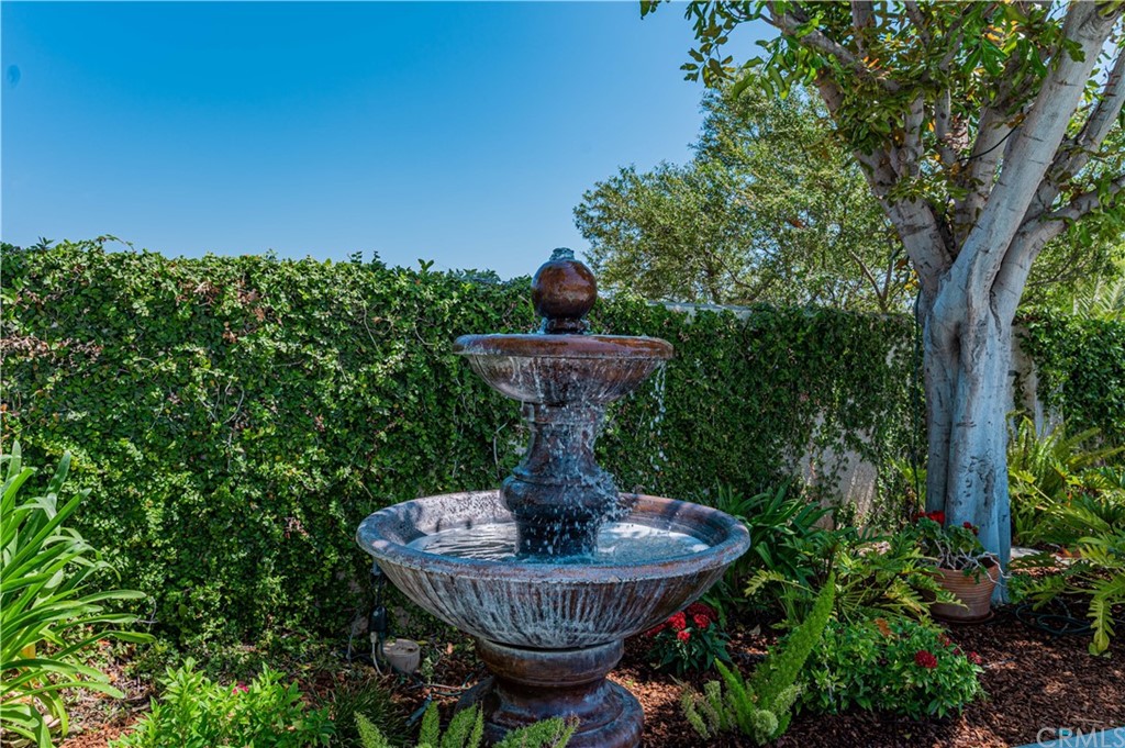 5817 Royale Place Riverside, CA 92506 - Photo 13 of 64