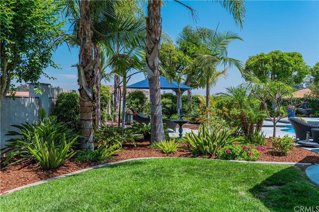 5817 Royale Place Riverside, CA 92506 - Photo 15 of 64