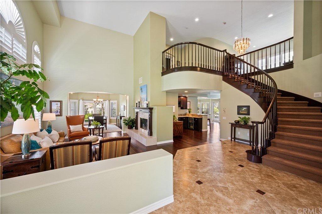 5817 Royale Place Riverside, CA 92506 - Photo 18 of 64