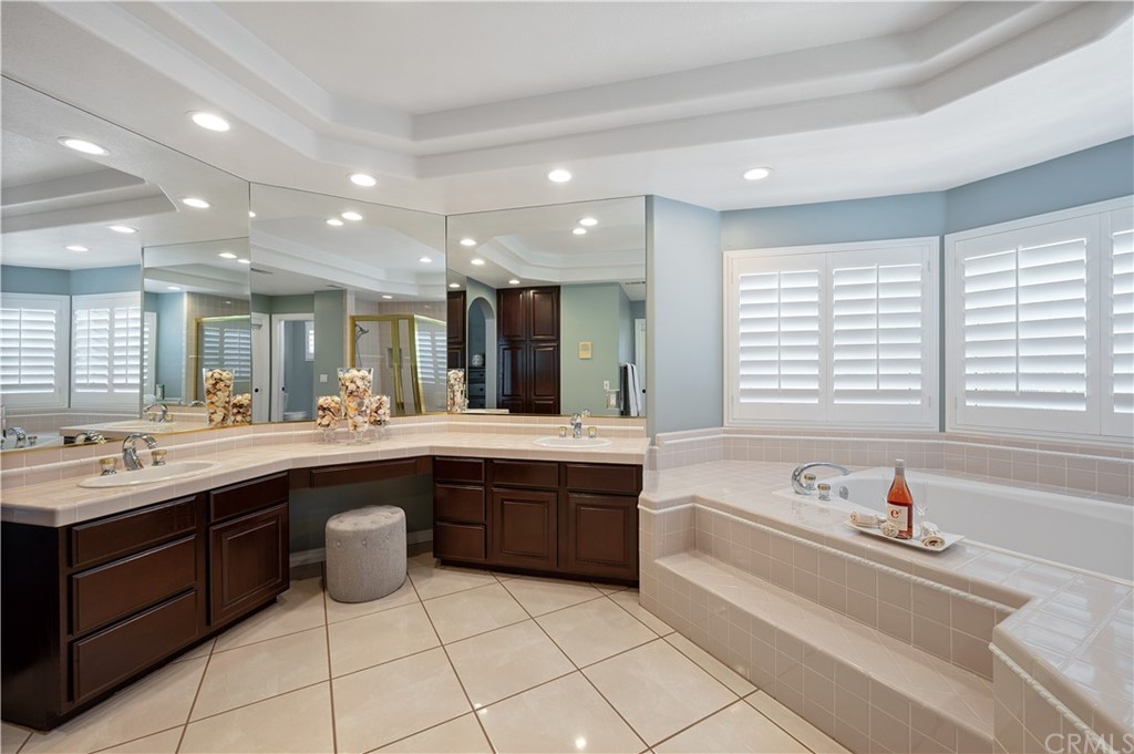 5817 Royale Place Riverside, CA 92506 - Photo 48 of 64