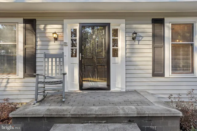 a view of a entryway front of house