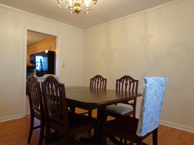 5601 Cold Springs Road Hixson, TN 37343 - Photo 11 of 39 5601 dining room