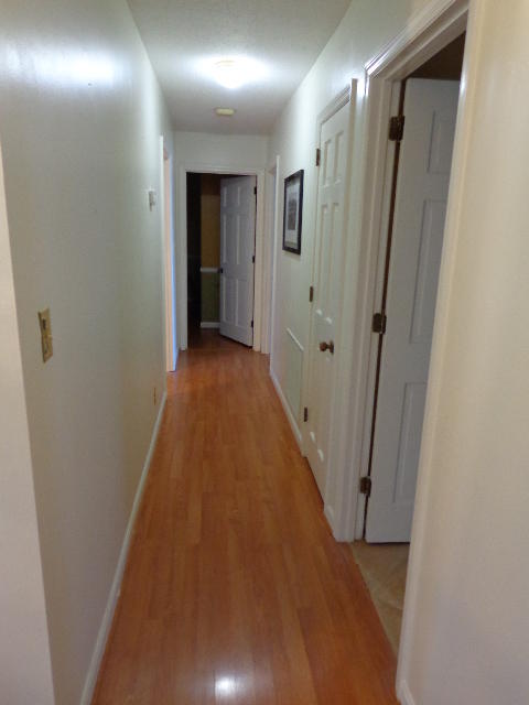 5601 Cold Springs Road Hixson, TN 37343 - Photo 22 of 39 5601 hallway