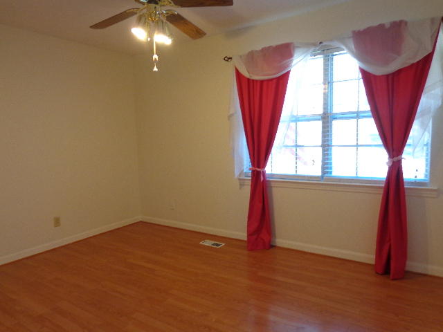 5601 Cold Springs Road Hixson, TN 37343 - Photo 29 of 39 5601 bedroom