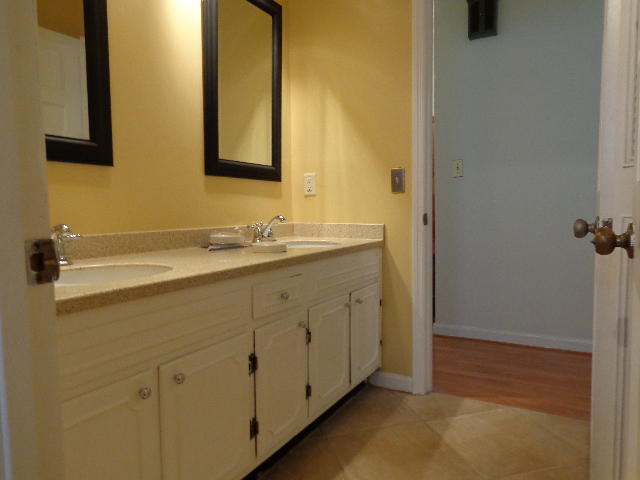 5601 Cold Springs Road Hixson, TN 37343 - Photo 32 of 39 5601 full bath