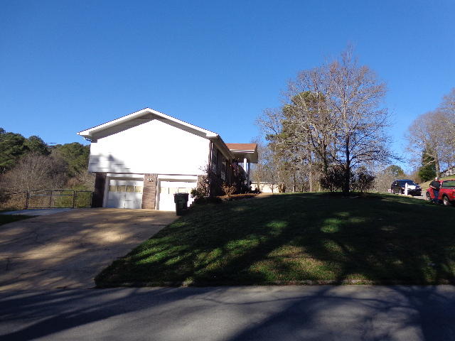 5601 garage 2