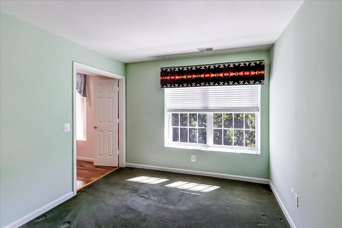 12330 Rosslare Ridge Road, Unit 406 Lutherville-Timonium, MD 21093 - Photo 13 of 37 Den