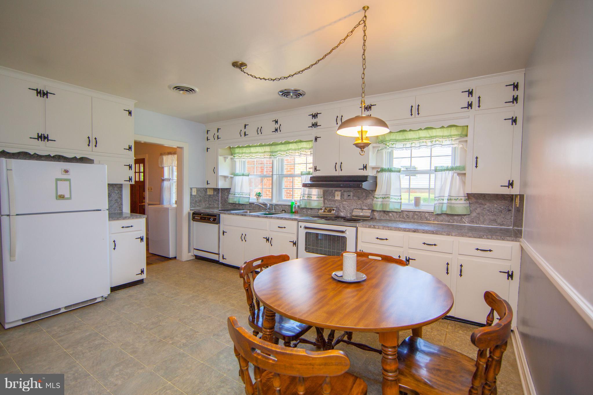 11815 Clearview Road Hagerstown, MD 21742 - Photo 14 of 28 Kitchen