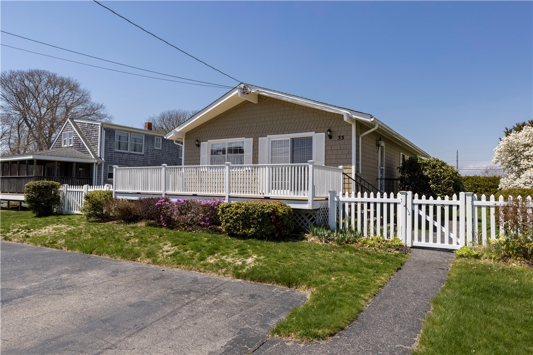 55 Flintstone Road Narragansett, RI 02882 - Photo 5 of 24