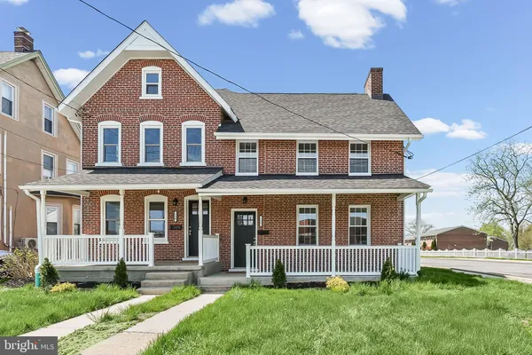 $329,900 | 232 South 5th Street, Oxford, PA 19363