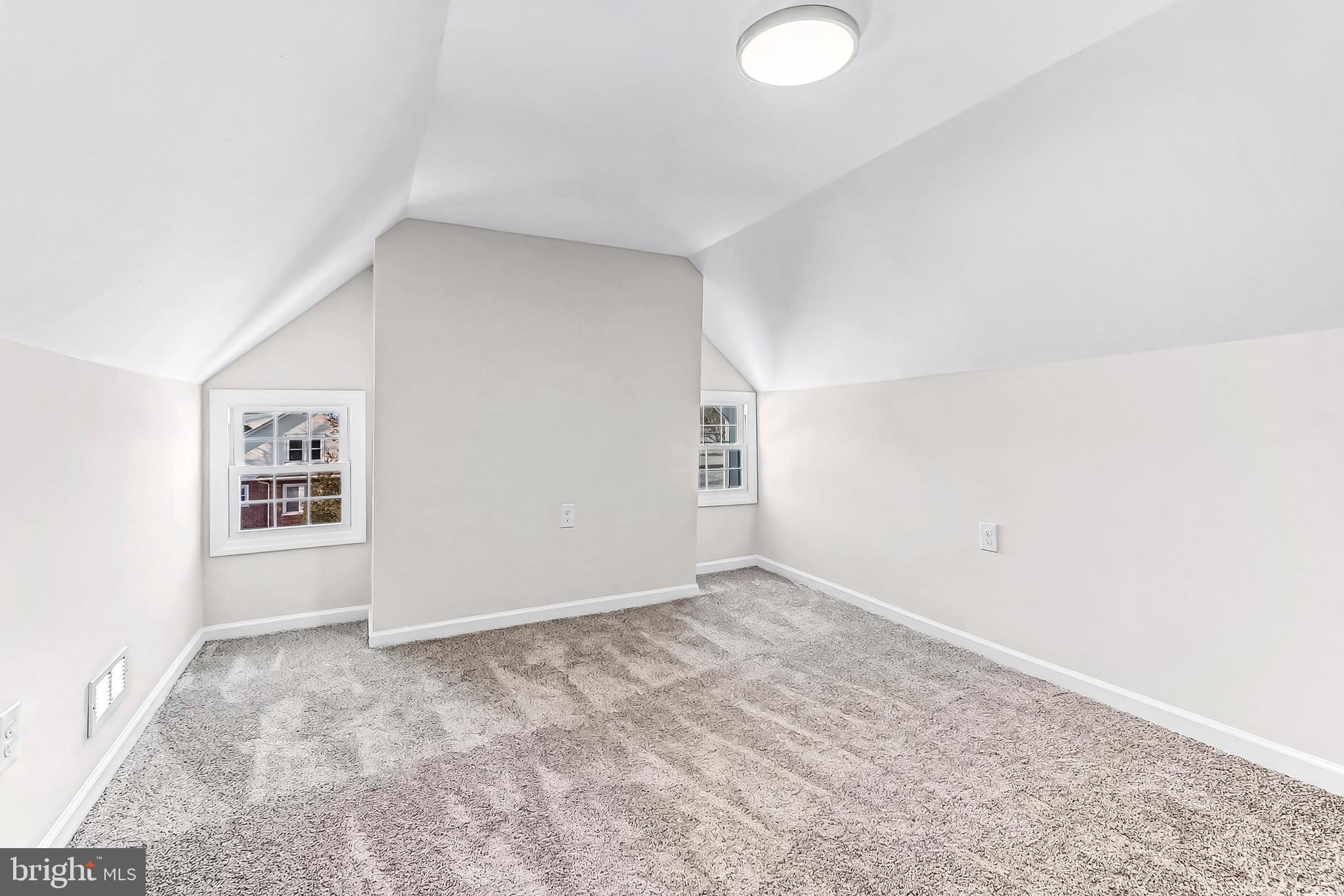 232 South 5th Street Oxford, PA 19363 - Photo 23 of 31 a view of room