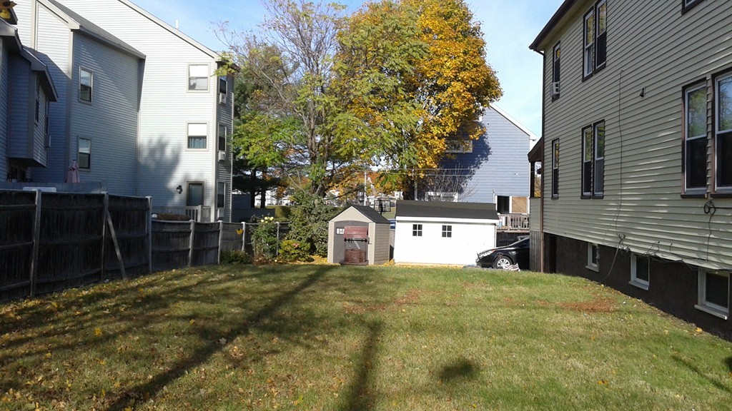 347 Chestnut Street Lynn, MA 01902 - Photo 11 of 13