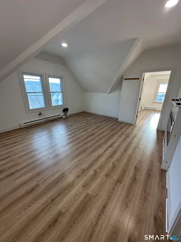 $1,850 | 27 9th Street, Derby, CT 06418