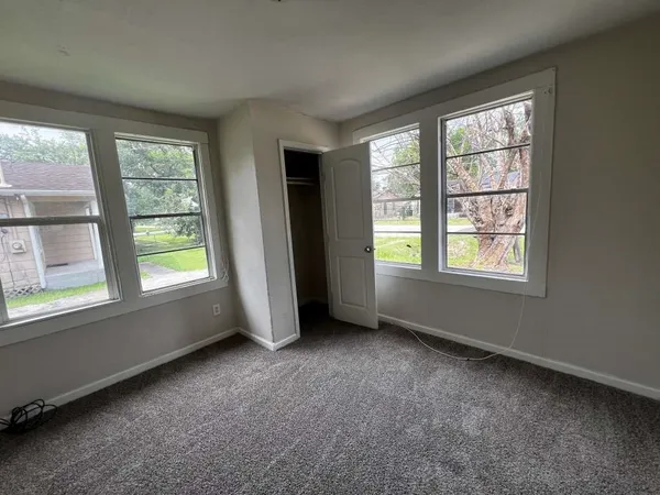 $1,495 | 8606 Prairie View Drive, Houston, TX 77088