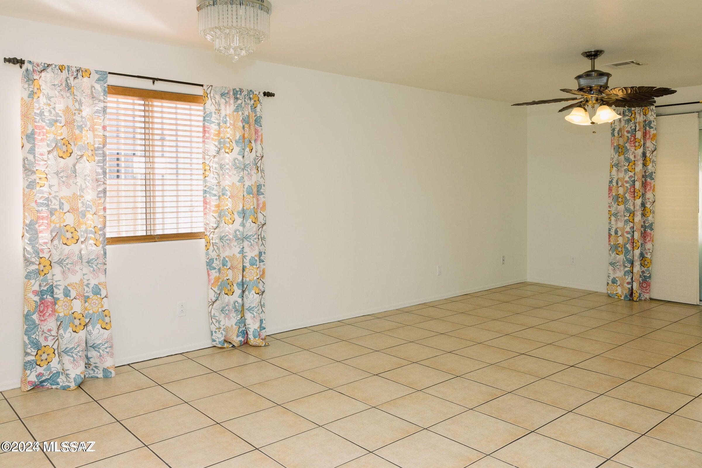 268 East Medina Road Tucson, AZ 85756 - Photo 7 of 19 Gallery Image 7