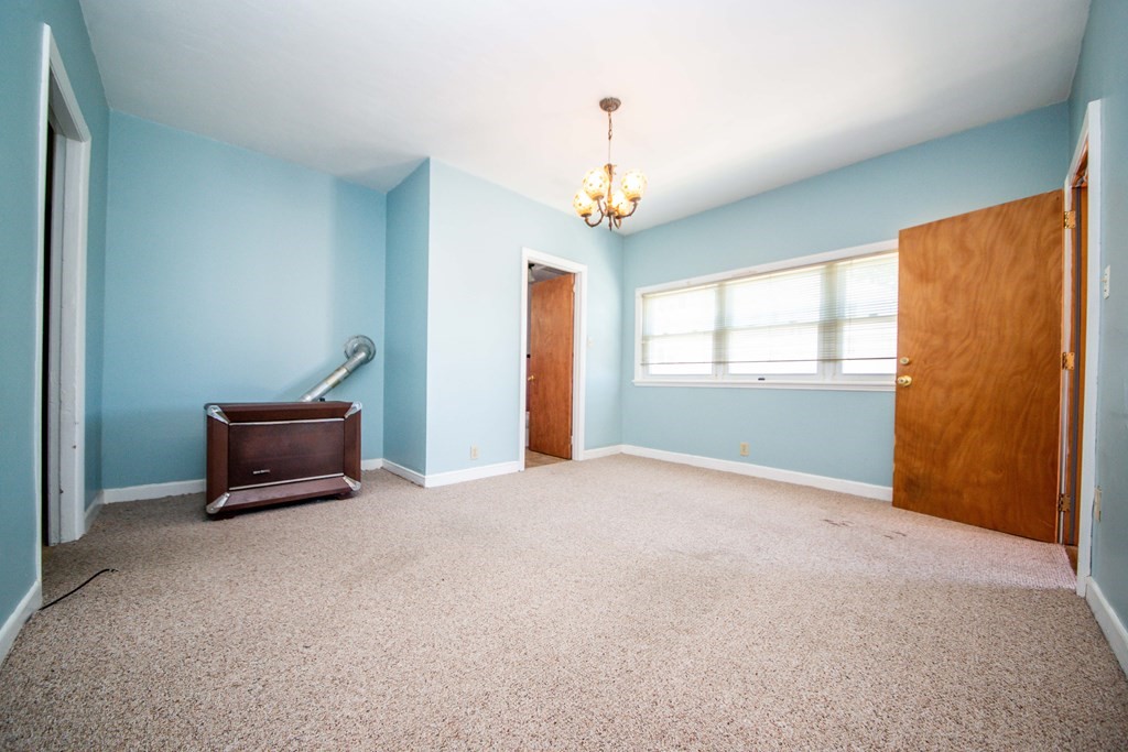 86 Hunter Street Fall River, MA 02721 - Photo 13 of 32