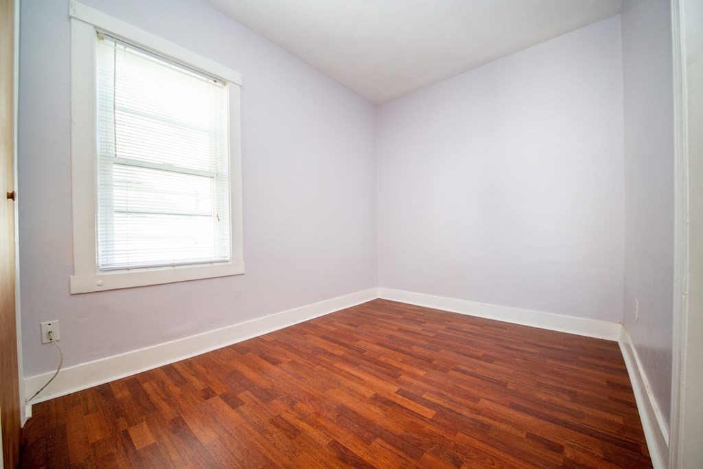 86 Hunter Street Fall River, MA 02721 - Photo 21 of 32