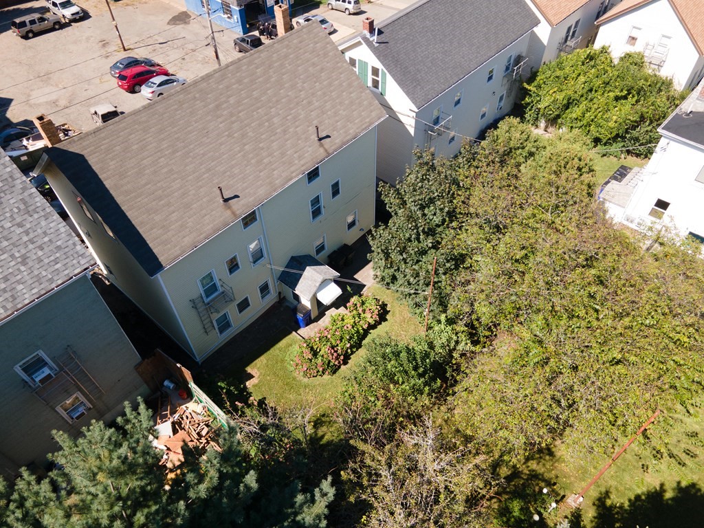 86 Hunter Street Fall River, MA 02721 - Photo 5 of 32