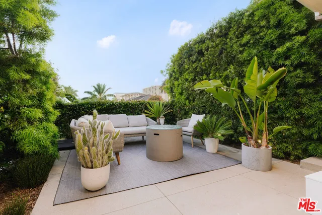 $1,150,000 | 2817 3rd Street, Unit 4, Santa Monica, CA 90405