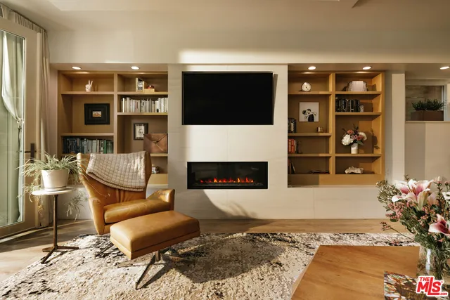 $1,150,000 | 2817 3rd Street, Unit 4, Santa Monica, CA 90405