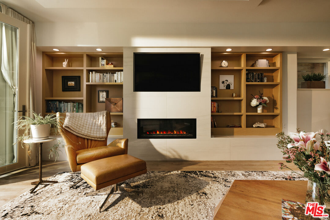 2817 3rd Street, Unit 4 Santa Monica, CA 90405 - Photo 5 of 25