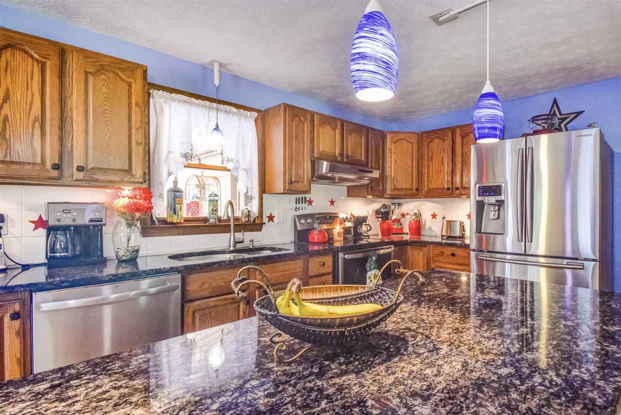 43 Winterhill Road Goffstown, NH 03045 - Photo 6 of 25 Gallery Image 6