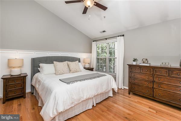 660 Howards Loop Annapolis, MD 21401 - Photo 18 of 25 Bedroom