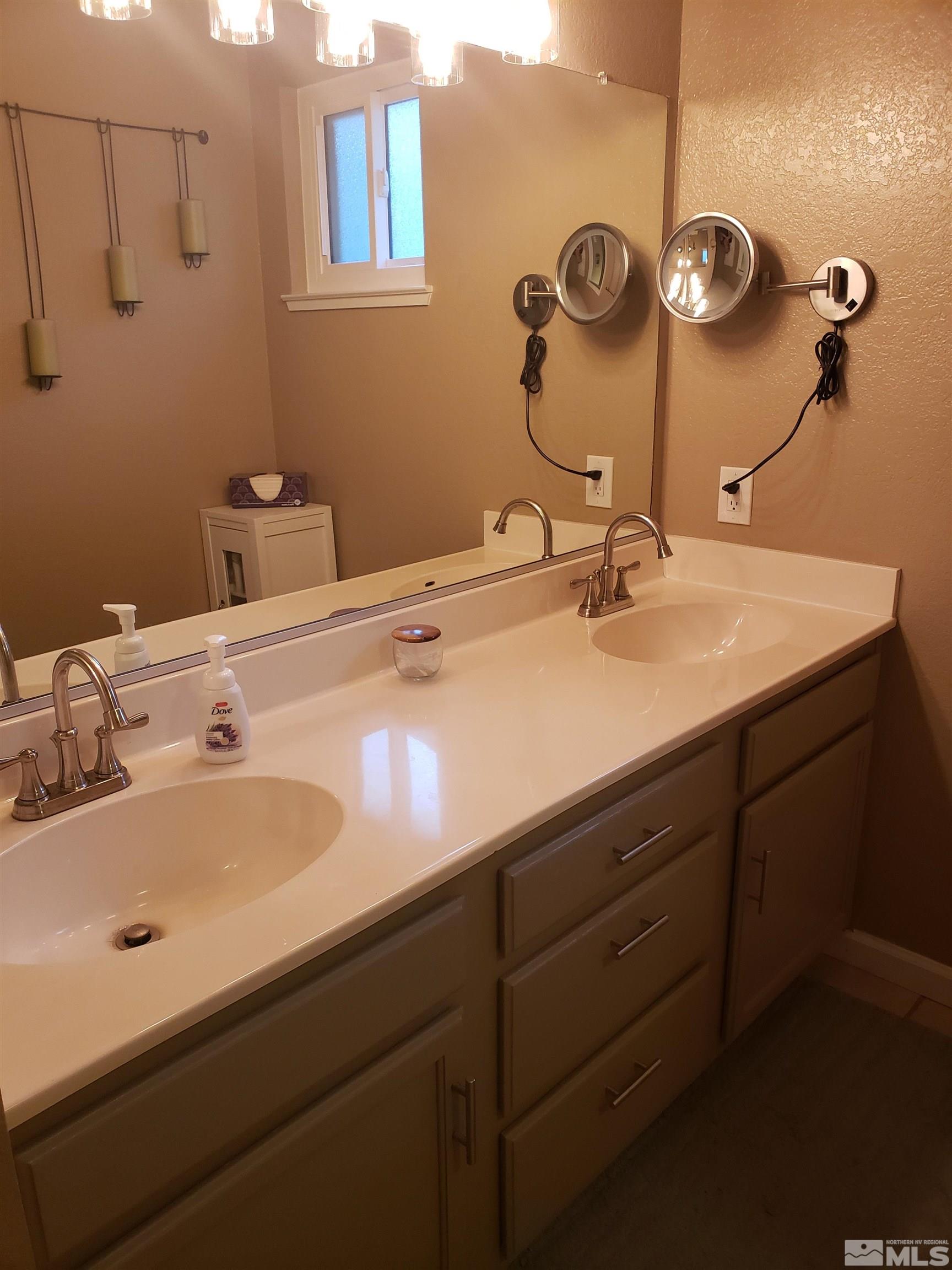1801 Grand Point Way Reno, NV 89523 - Photo 21 of 31 Photo 21
