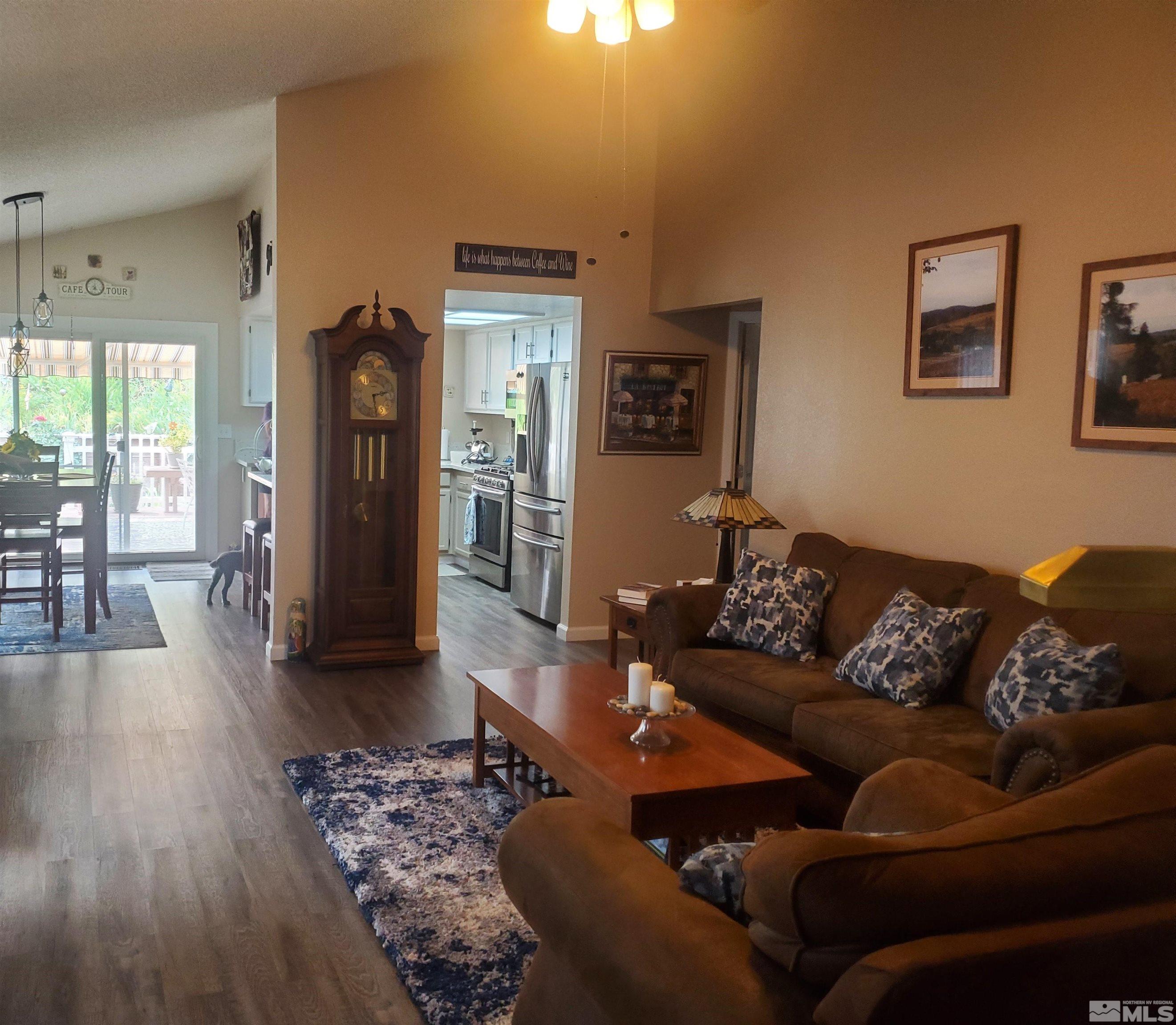 1801 Grand Point Way Reno, NV 89523 - Photo 27 of 31 Photo 28