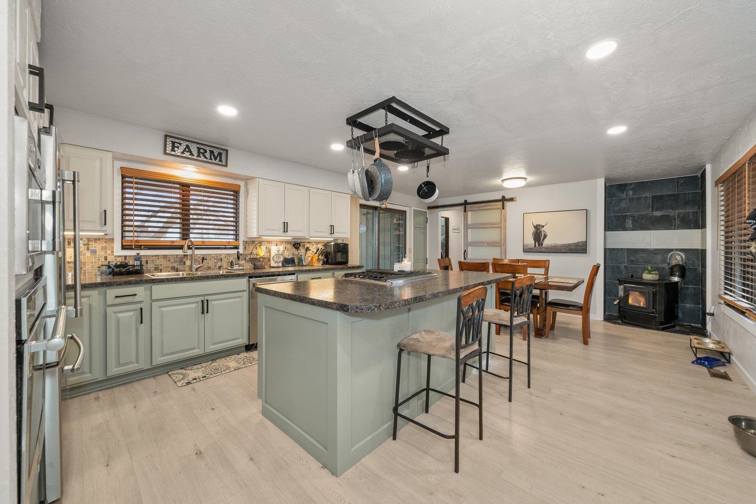 313 Southeast Trinity Avenue Wilbur, WA 99185 - Photo 16 of 48