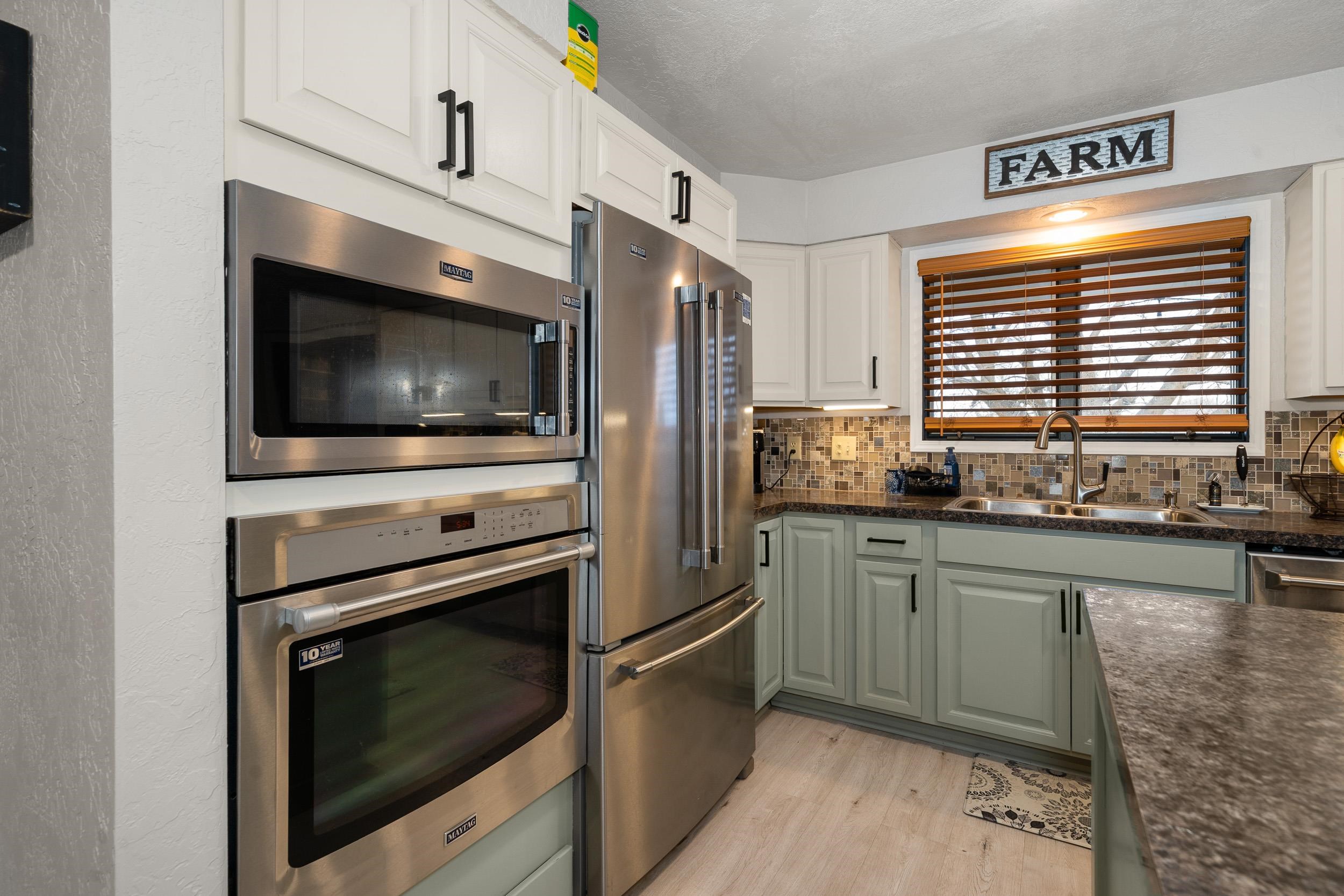 313 Southeast Trinity Avenue Wilbur, WA 99185 - Photo 17 of 48